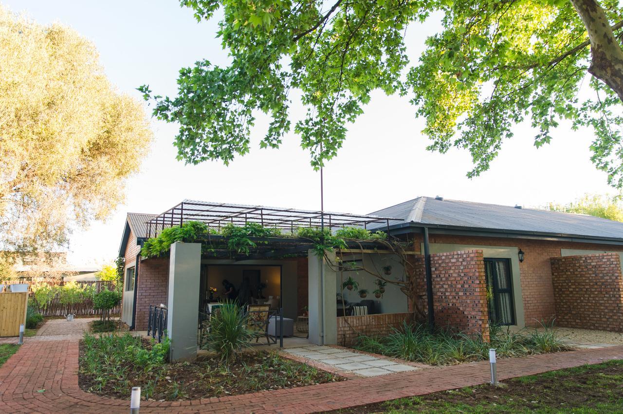 Pepper Tree Venue & Guesthouse ブルームフォンテーン エクステリア 写真