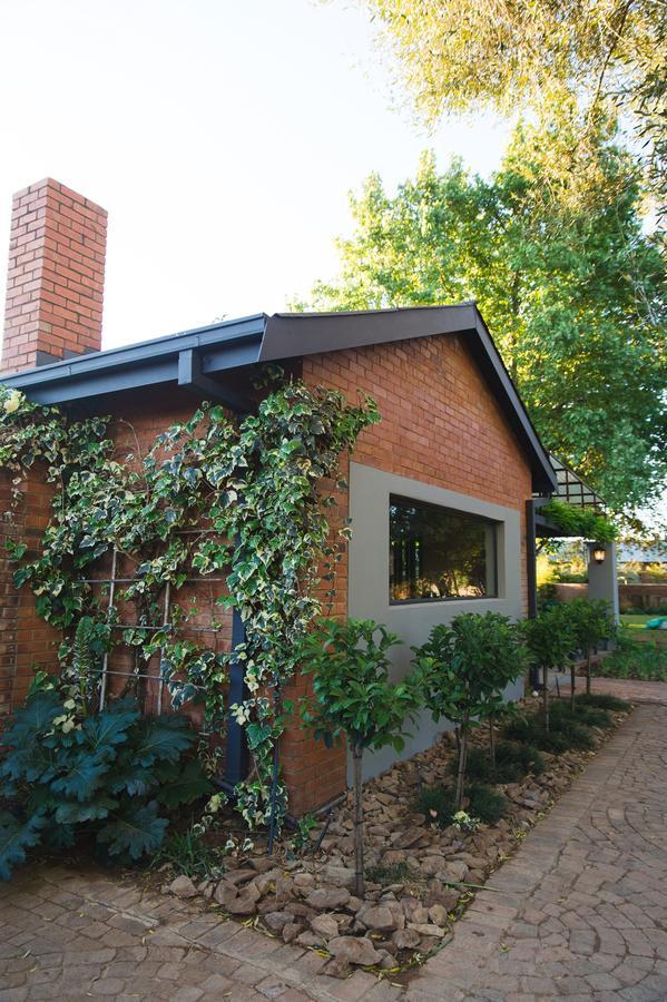 Pepper Tree Venue & Guesthouse ブルームフォンテーン エクステリア 写真